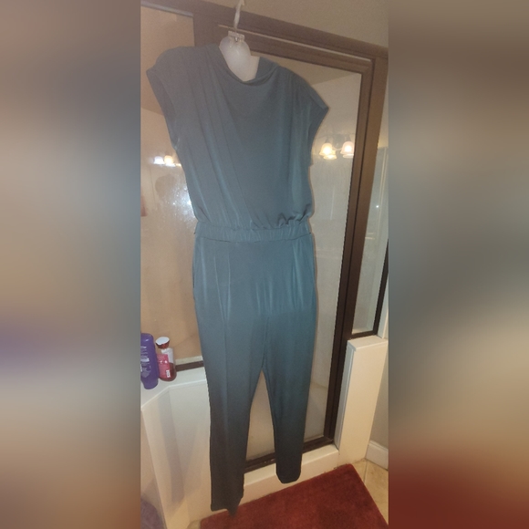 Jumpsuit - Picture 3 of 3